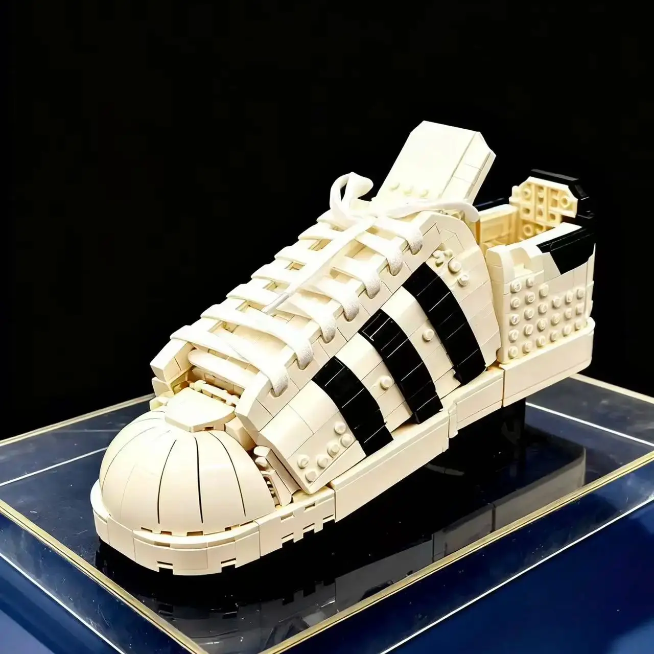 

Creative 10282 Modular Building Blocks for Adults Kids Birthday Christmas Halloween Gift Home Decoration