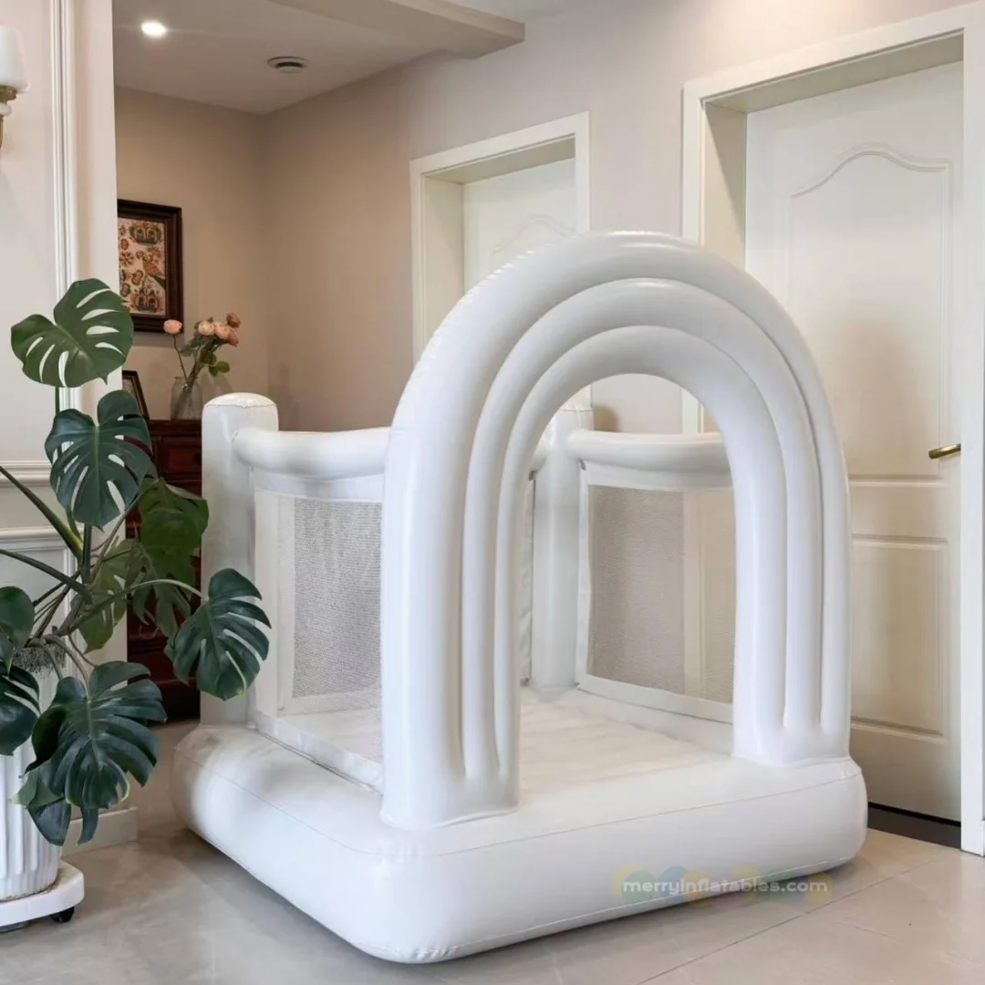 قلعة القفز اللاسلكية المحمولة للأطفال الصغار، منطقة لعب داخلية صغيرة، لا حاجة إلى مروحة