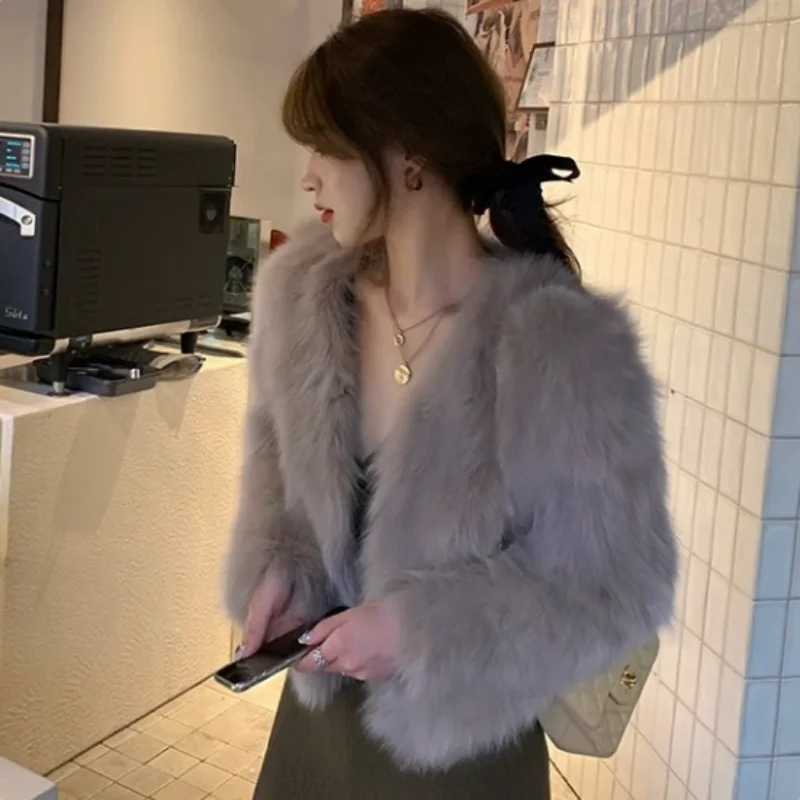 ZXRYXGS 2026 Popular Otoño e Invierno ropa de mujer abrigo de moda versión coreana abrigo de piel de zorro de imitación delgado blanco negro gris