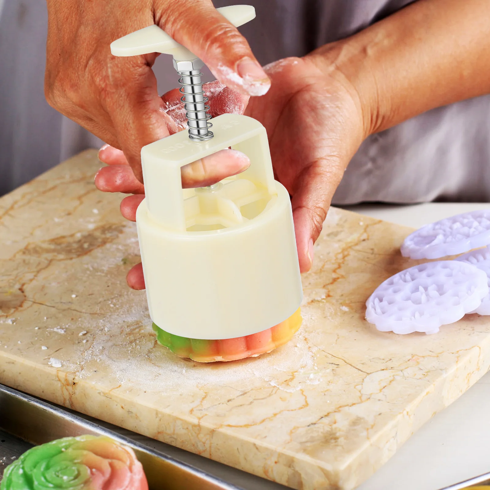 

1 Set Mooncake Mold Hand Press Chinese Traditional Diy Cookie Stamps Baking Supplies Mid-Autumn Festival Reusable Round Square