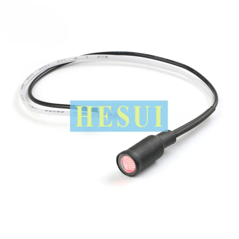 Single-axis solar tracking module Light source automatic  light