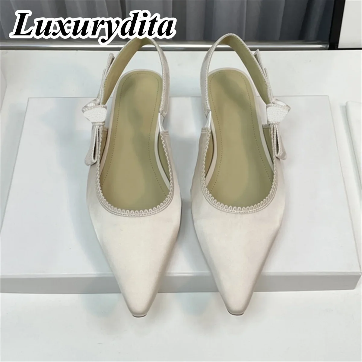 

Top Quality Luxury Womens Sandal Casual Lace Flat Fashion Embroidered Muller Shoes Designer Silk Leather Soled High Heel
