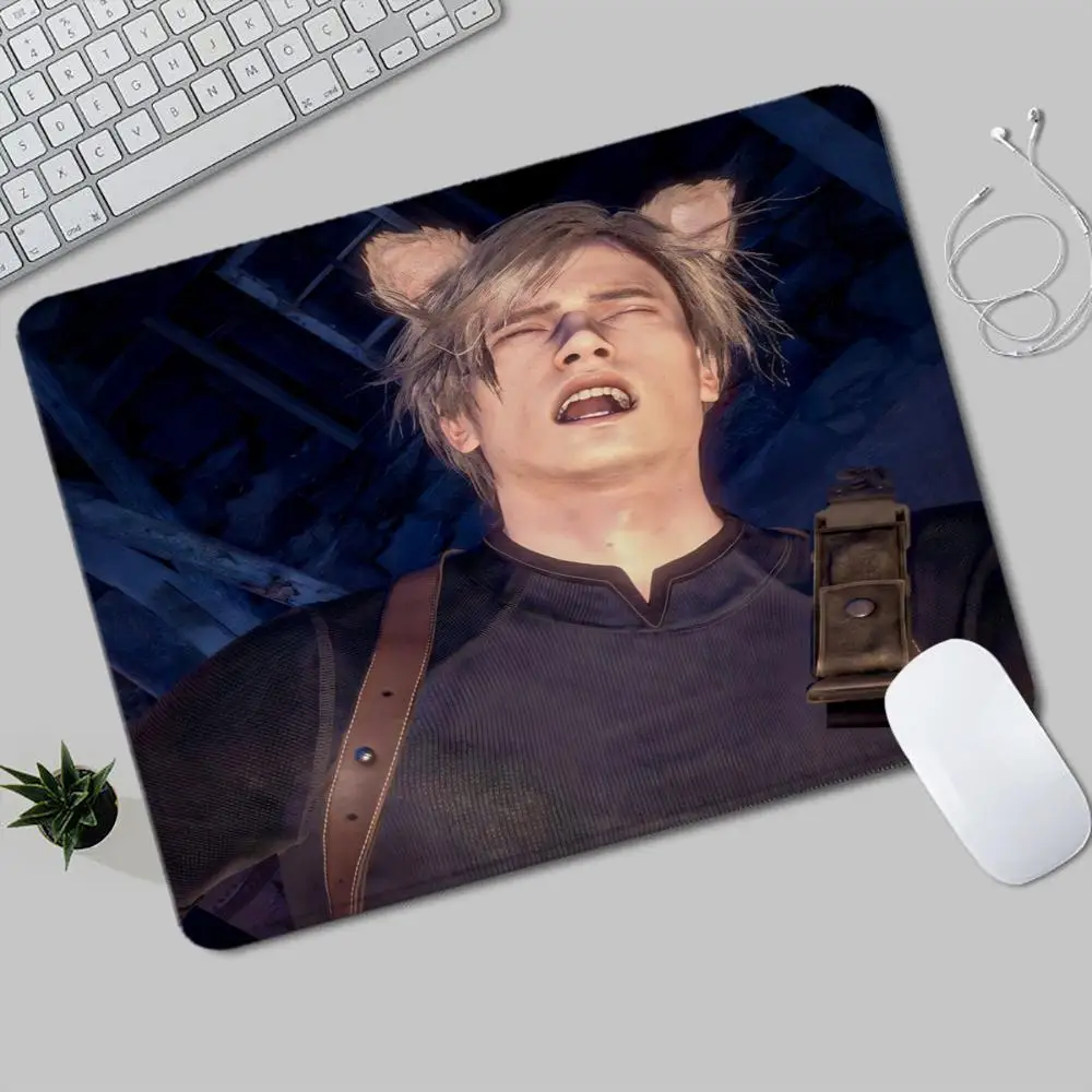 Leon Kennedy Mouse Pad Offices Accessories Gaming Small Mousepad Desk Mat Office Rug Gamer Mats Anime Gadgets Computer Mause