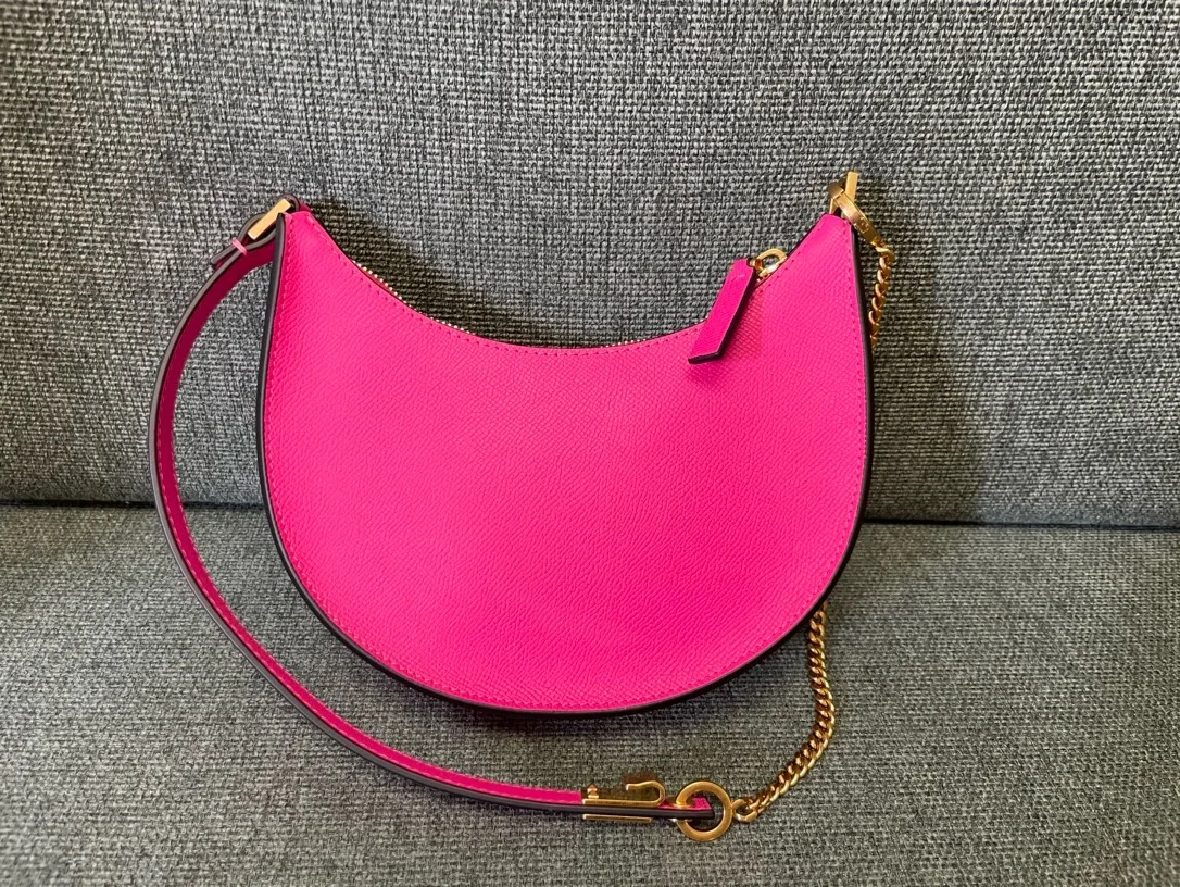 Palm-Printed Mini Calfskin Underarm Bag Elevate Your Style with Chic Sophistication sac a main femme Shoulder bags