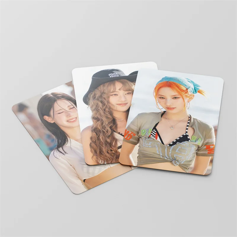 55pcs/set KPOP GIDLE Album Klaxon LOMO Card SONG YUQI MINNIE SHUWAH I SWAY Beautiful Photo Collection Gift (G) I-DLE Postcard