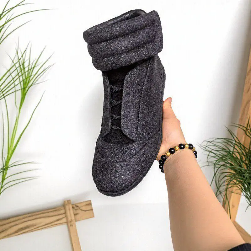 New Fashion Glitter High Top Sneakers Women Men Futuristic Casual Shoes Sparkling Ankle Boots Streetwear Comfortable Footwear