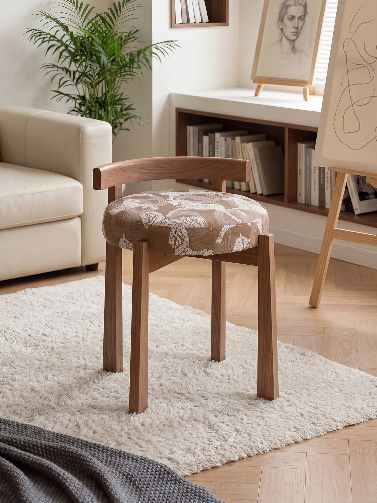 French Retro Solid Wood Royal Horse Jacquard Round Vanity Stool Mid Century Designer Makeup Chair for Bedroom Home Furniture