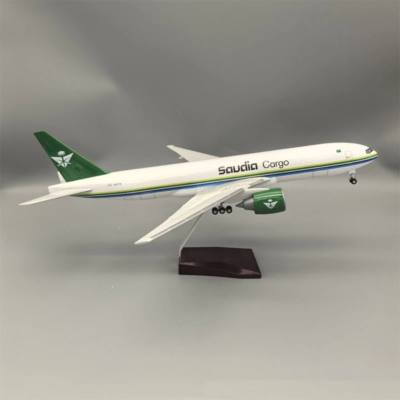 

Simulation Toy 1:157 Scale 777 47CM Saudi Cargo B777 Airways Diecast Model Aircraft Model Resin Material Collectible Gift