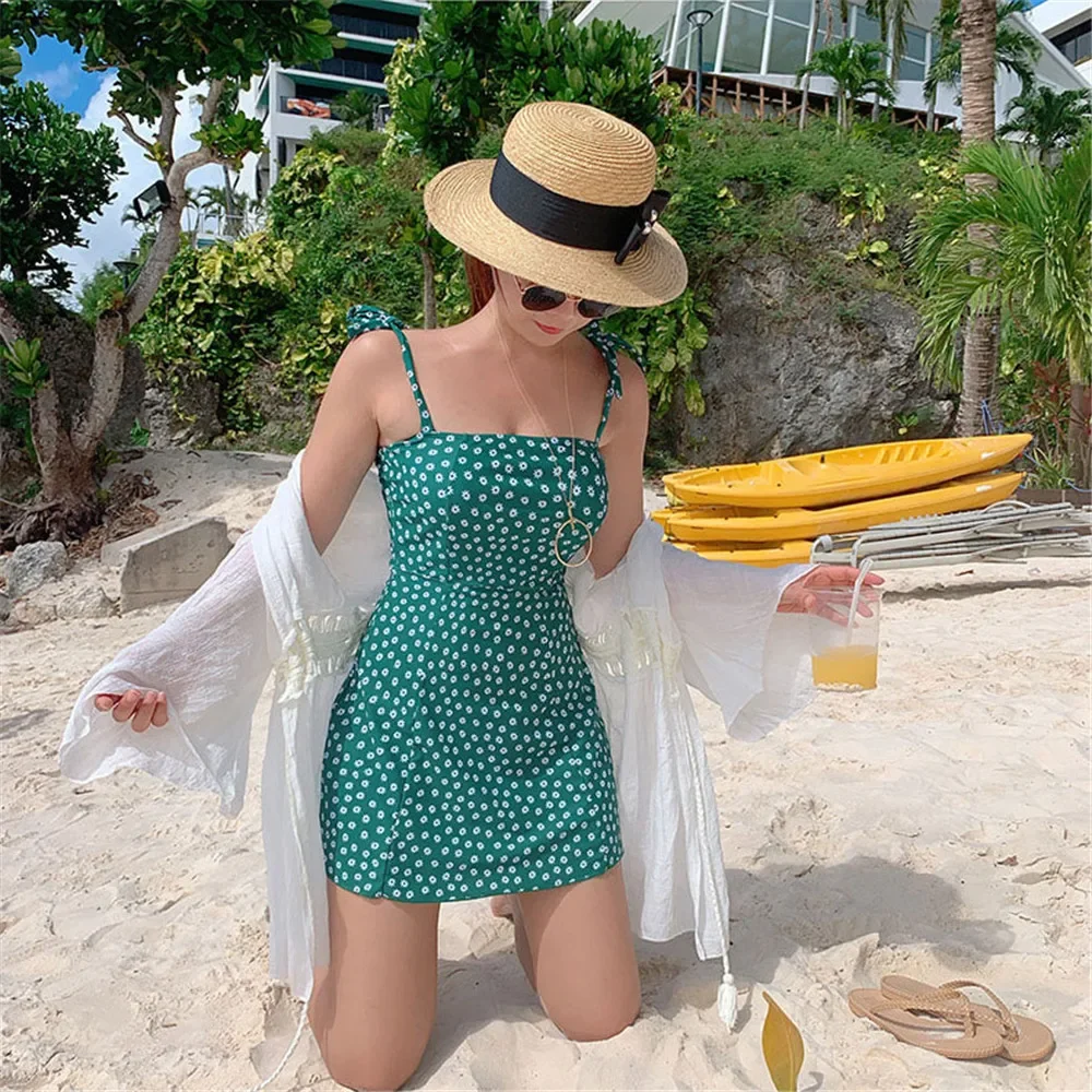 2025 New Korean Style Beachwear Sexy Monokini Push Up Pad Bathers One Piece Swimsuit Lady Skirted Swimming Suit
