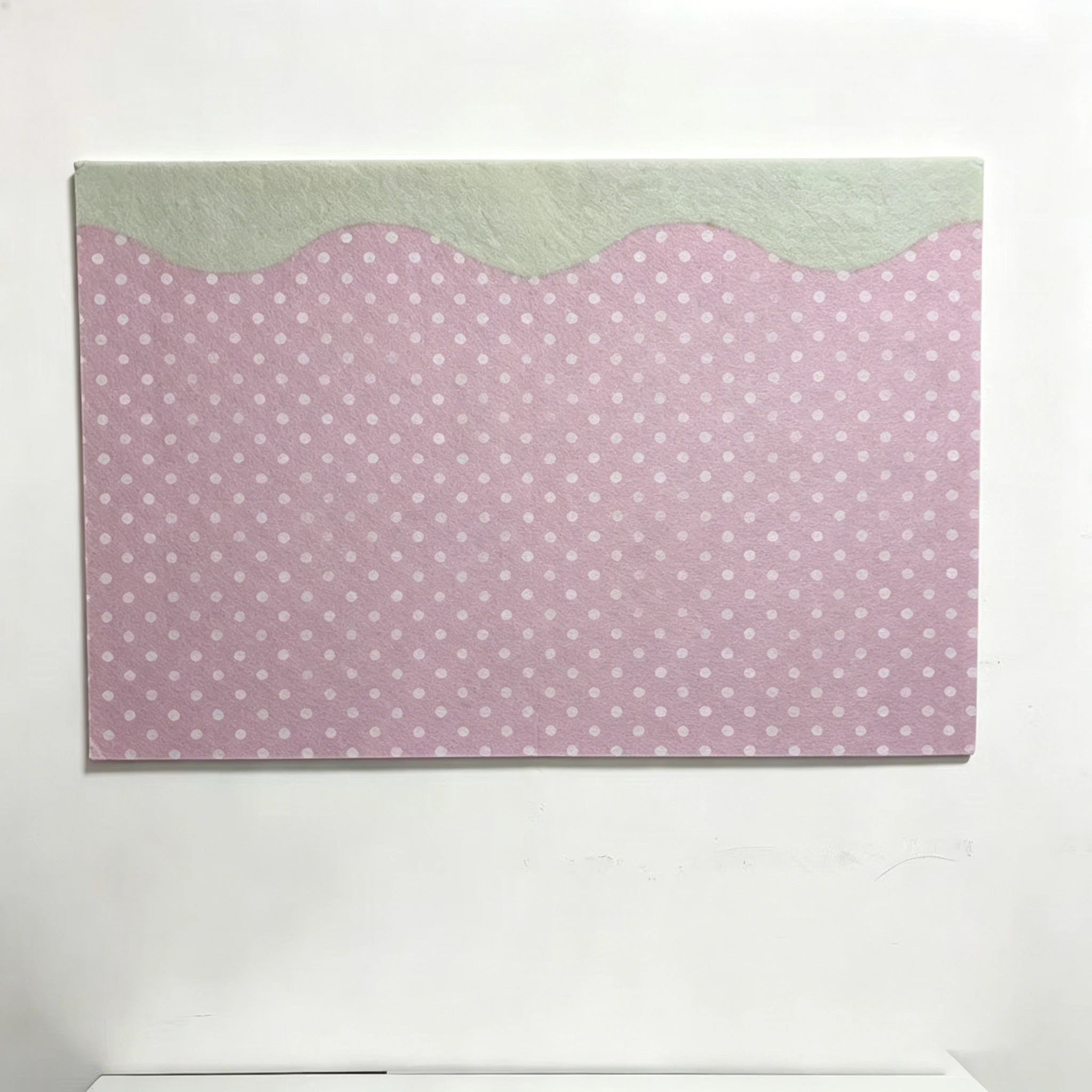 Niedliche gepunktete Filz-Wandtafel zur Schmuckpräsentation, selbstklebend, bohrfrei, für Schlafzimmer, Wohnheim, Schmuck, Hüte, Deko-Tafel, Geschenk – Detail 3