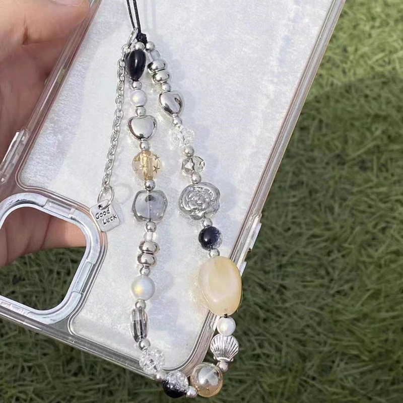 

Браслет-шнурок с бусинами в форме сердца, разноцветный, с цветами и бабочками, для телефона, с жемчугом, ремешок на запястье, защита от потери