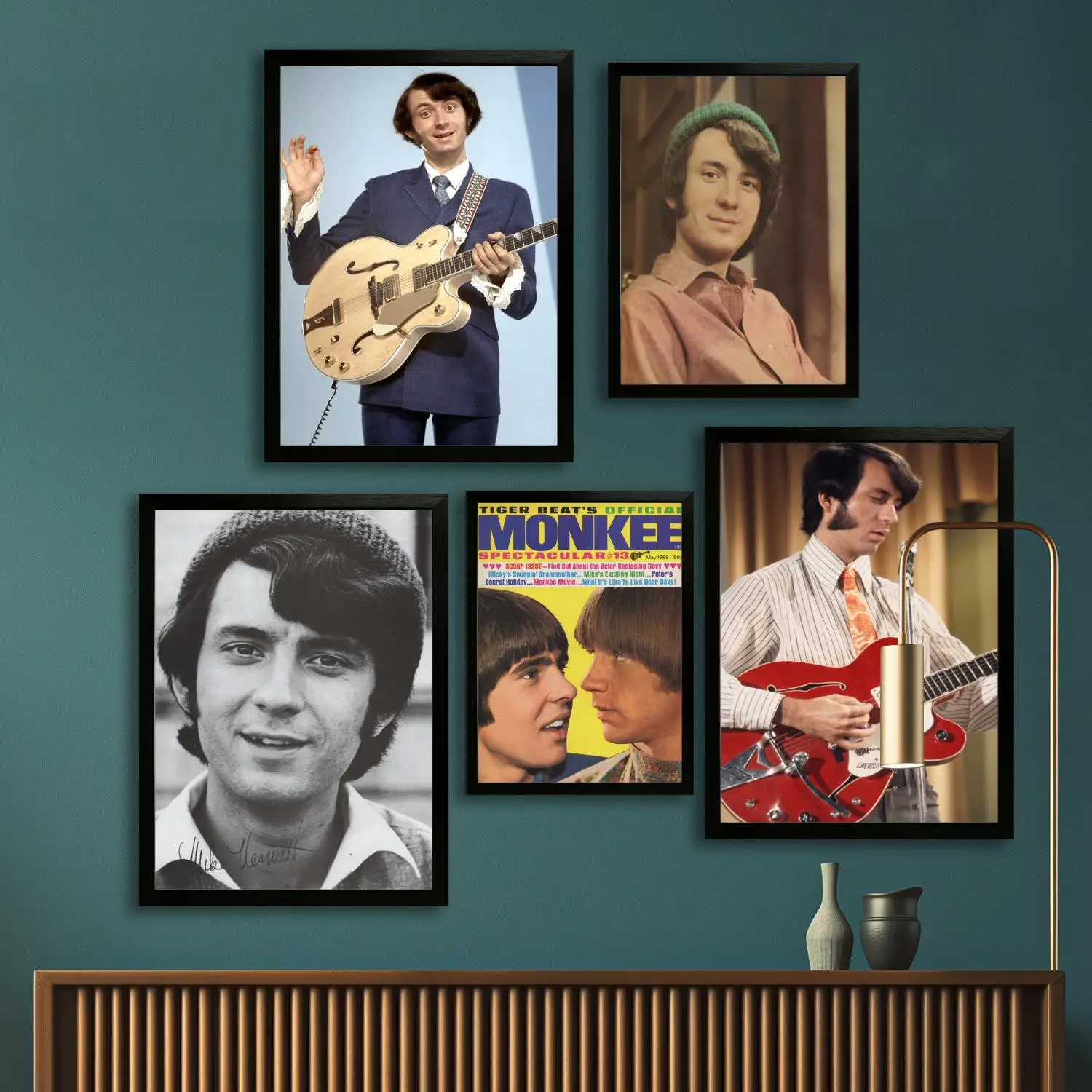 

Michael Nesmith Canvas Art Poster and Wall Art, Picture Print, Modern Family, Bedroom Decor, Posters,Decorative painting