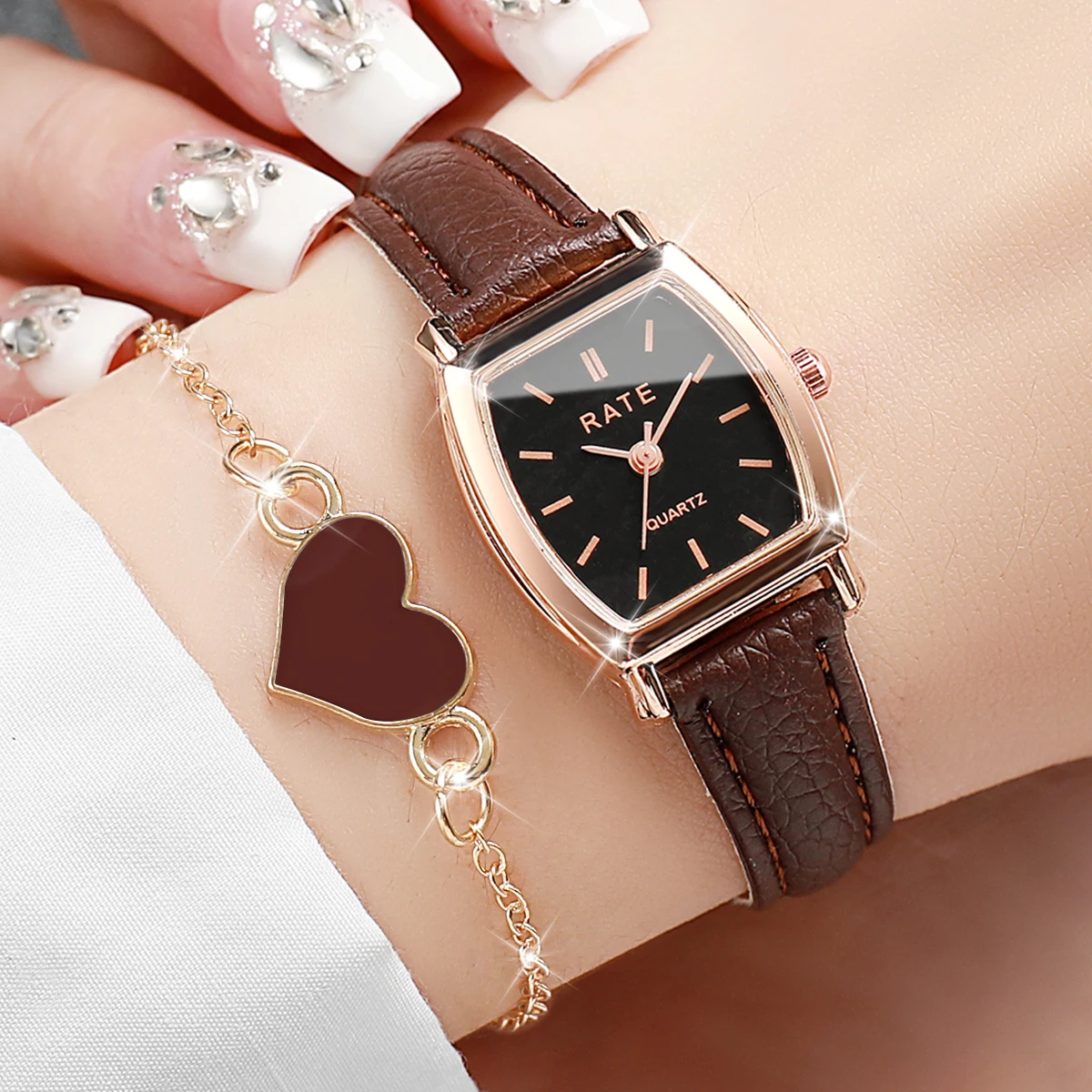 2PCS Fashion Leather Strap Quartz Wristwatches Set With Heart Bracelet Casual Simple Dial For Ladies Clock(Without Box)