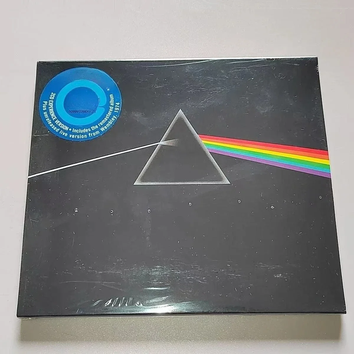 The Dark Side of The Moon Live à Wembley 1974, album, CD de prises de son en direct emblématiques de rock progressif et psychédélique.