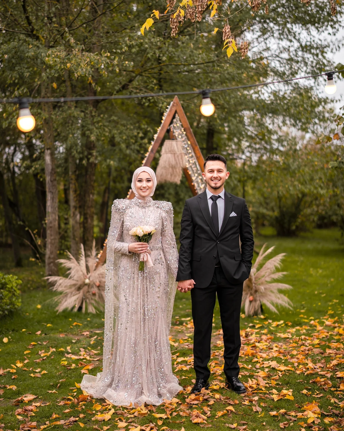 Sharon Said Luxuriöses Dubai Champagner Kristallperlen-Cape Muslimisches Abendkleid Arabisches Hochzeitskleid Ballkleid SS366 Maßanfertigung – Detail 15