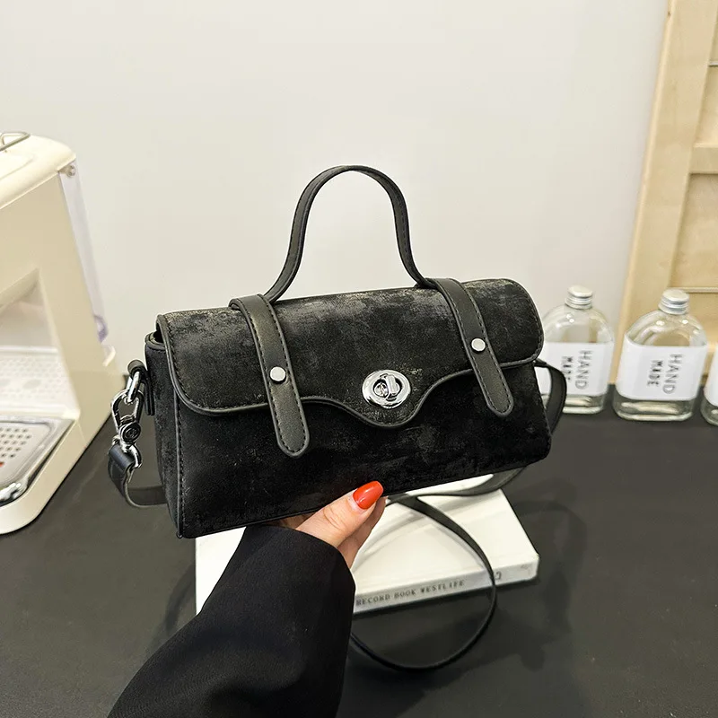 

High - End and Stylish Hand - Held Baguette Bag, Niche and Simple Shoulder Bag, Commuting Cross - Body Bag