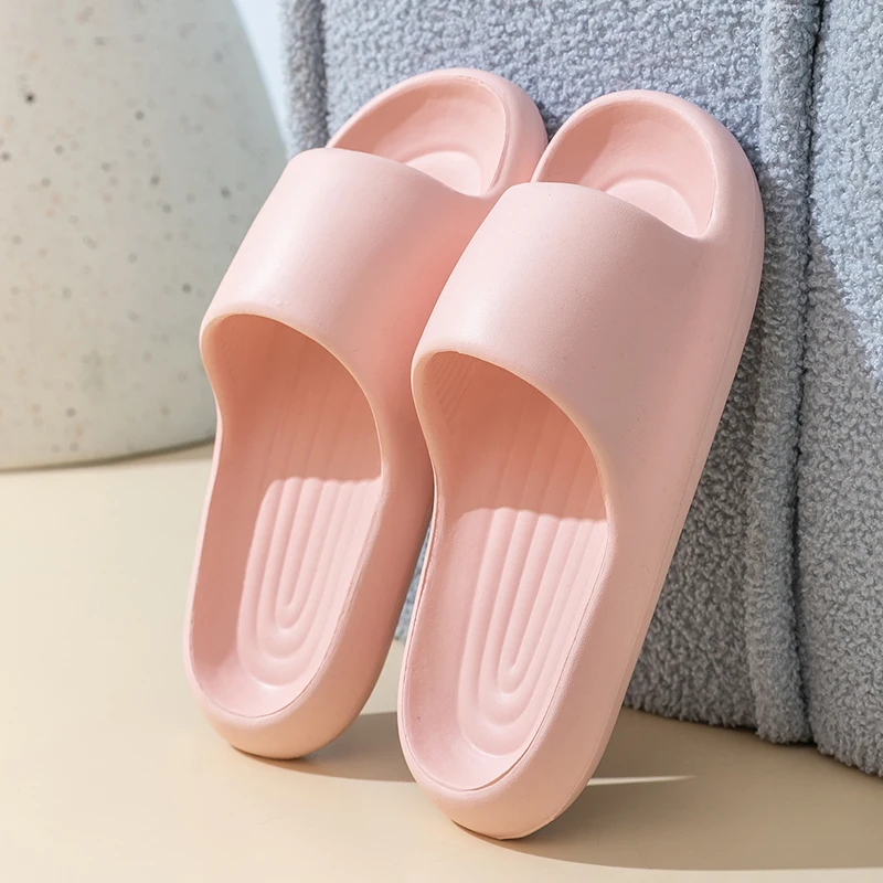 2024 New Summer Couple Slippers Open Toe Slippers Indoor Outdoor Walk Soft Thick Soled Shower Non-Slip Solid color Beach Slipper