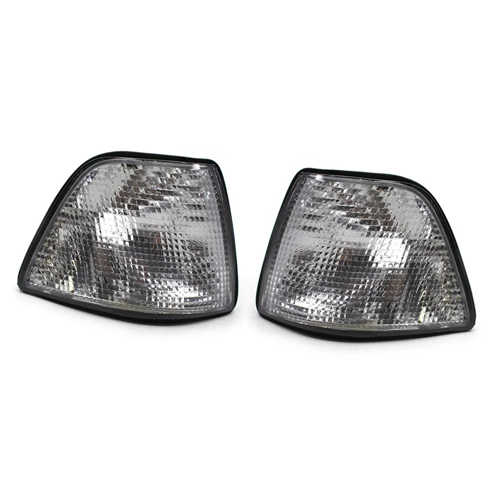 A Pair of Turn Signal Light With White Lens Replacement For BM-W E36 318i 328i M3 New Four-door Corner Light Car Supplies