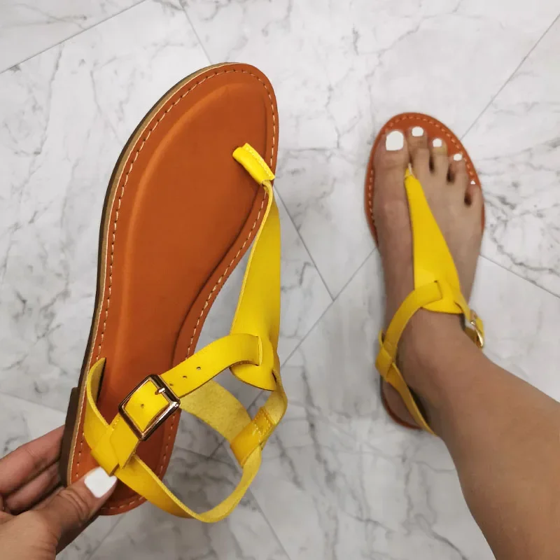 2024 Beach Sandals Women Summer Shoes Flat Heel Open Toe Flip Flops Buckle Leather Sandal Solid Yellow Large Size 37-41