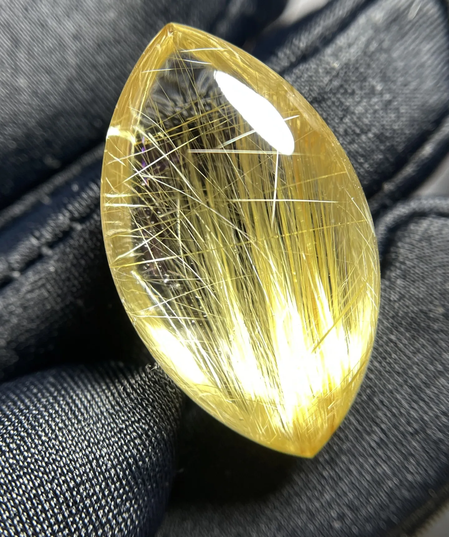 

Natural Gold Rutilated Quartz Pendant 28*16.5*10.8mm Rutilated Jewelry Water Drop Men Women Brazil AAAAAAA