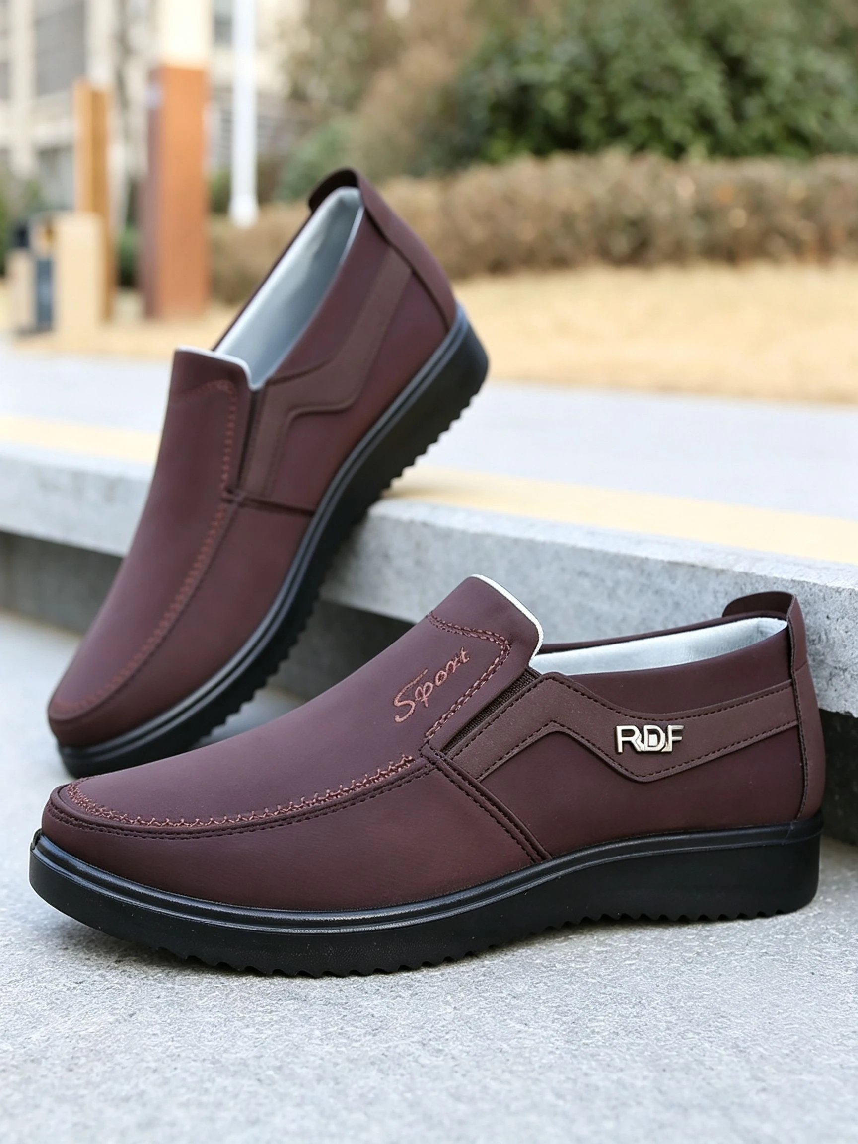 Lässige Herrenschuhe zum Spazierengehen, atmungsaktive, rutschfeste Schuhe mit dicker Sohle, bequeme Alltagsschuhe zum Autofahren, große Größen 39-47. – Detail 5