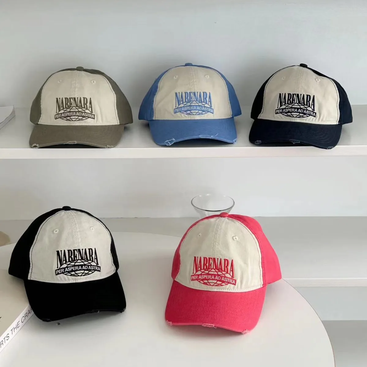 Рисунок 2 - Женская Бейсболка в стиле ретро