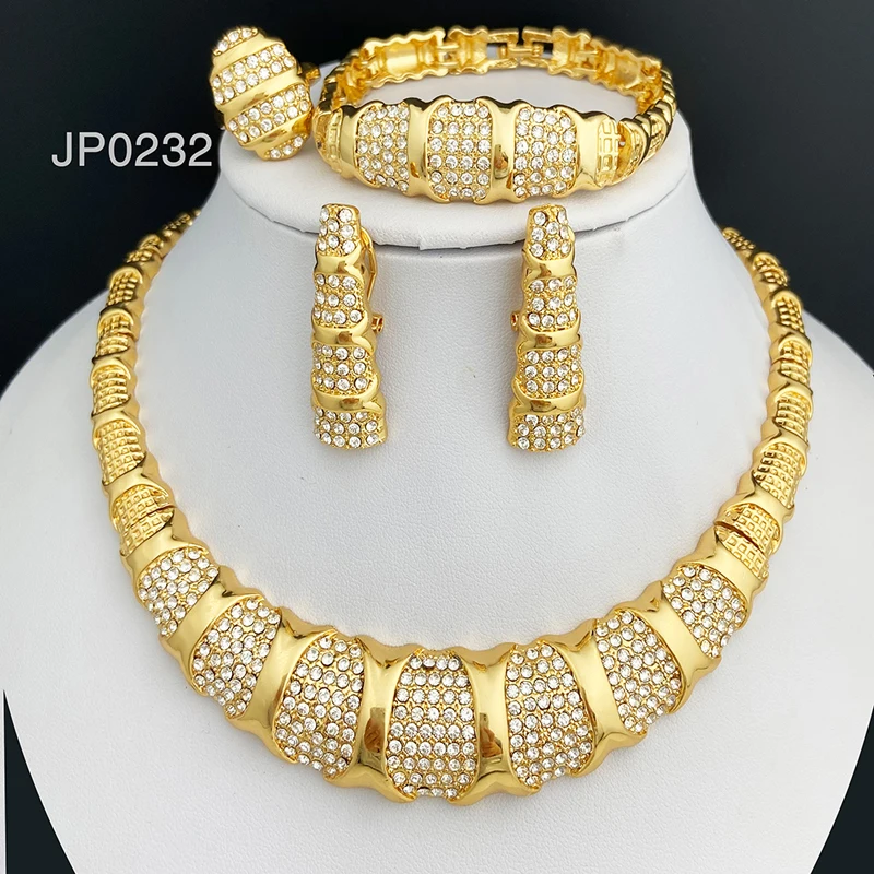 Dubai Jewelry Set For Women 18K Gold Plated Luxury Necklace Earrings Bracelet And Ring Set Jewelry For Wedding Party Trending