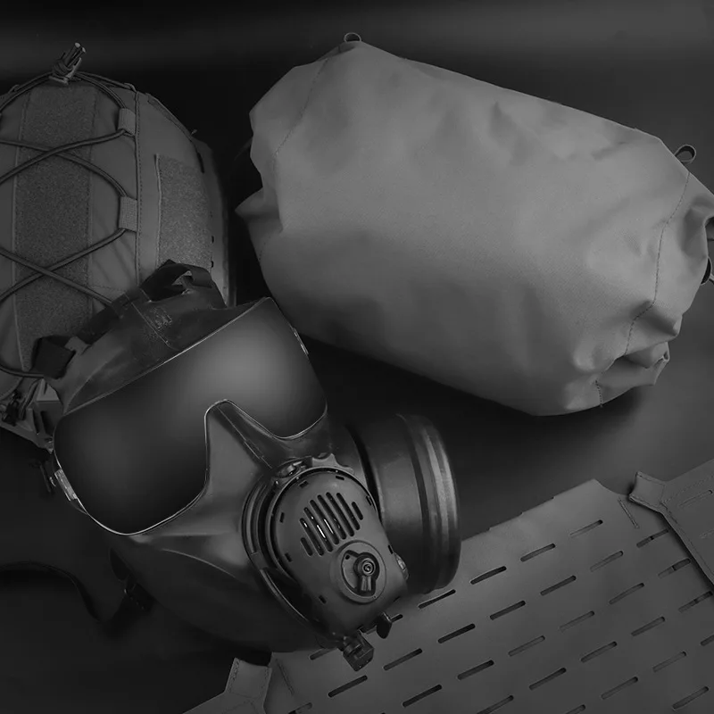 Wielofunkcyjna torba do przechowywania odzieży z maską gazową na zewnątrz, ze sznurkiem do zawiązania kamizelki i zawieszenia torby pod spodem