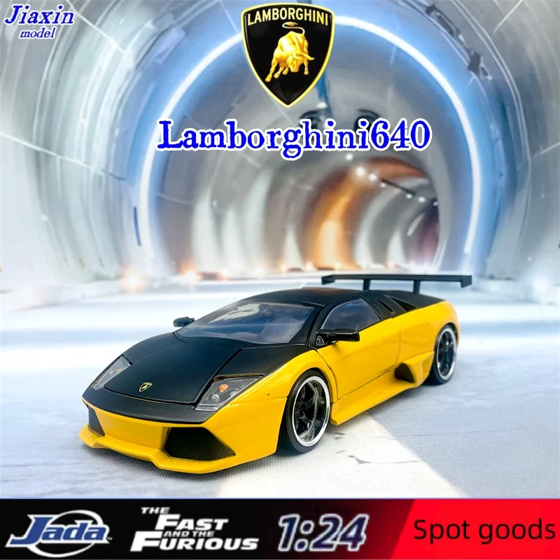 Jada 1:24 Lamborghini 640 painted high simulation casting car Metal alloy model car collection children's toy gifts