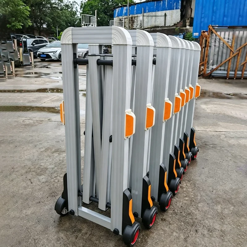 【Durable Using】Automatic Retractable Roadblock Safety Fence With Reflective Strips For Road Work