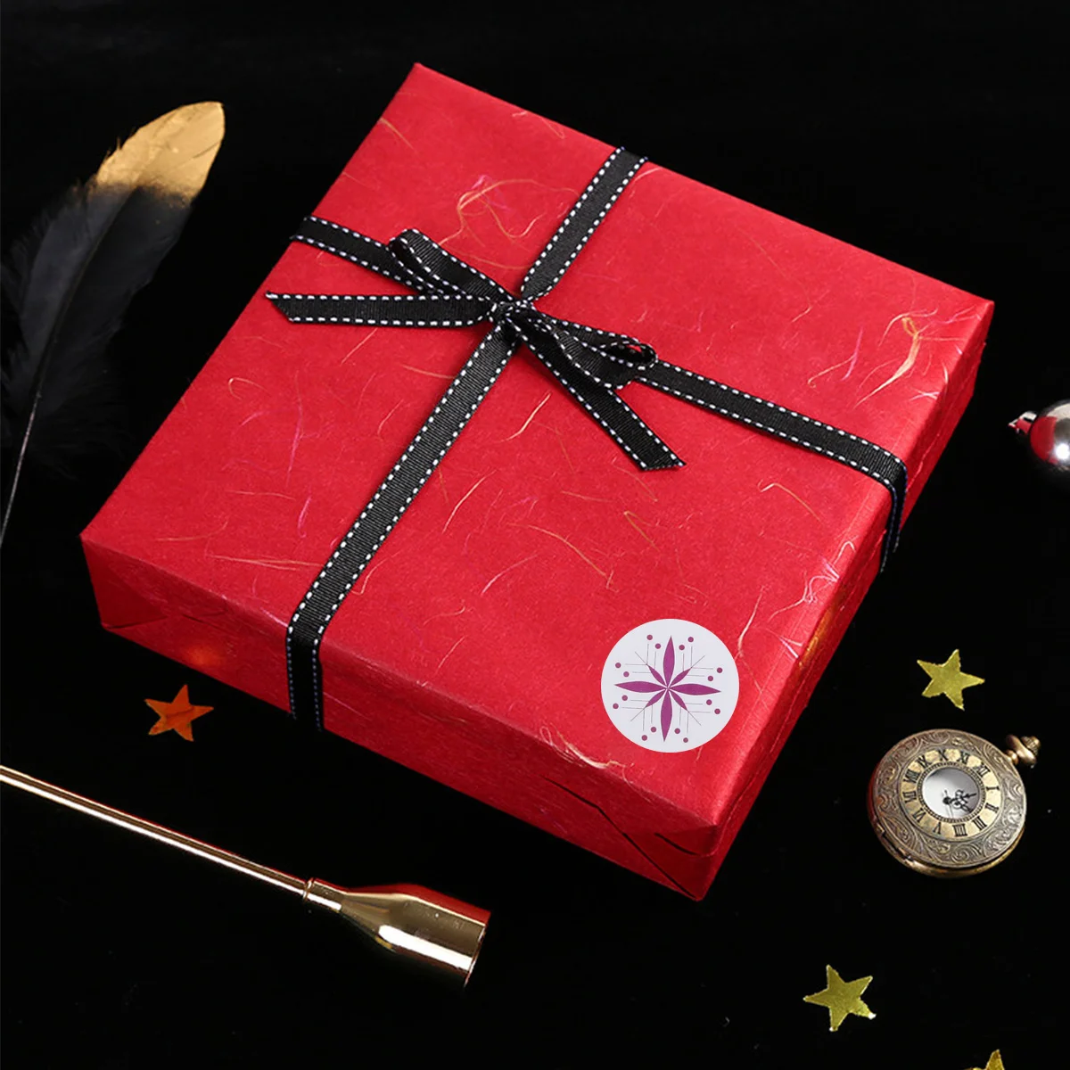 

200Pcs Snowflake Christmas Gift Stickers Creative Self-Adhesive Candy Bag Labels Xmas Decor Scrapbook Craft Supplies Holiday