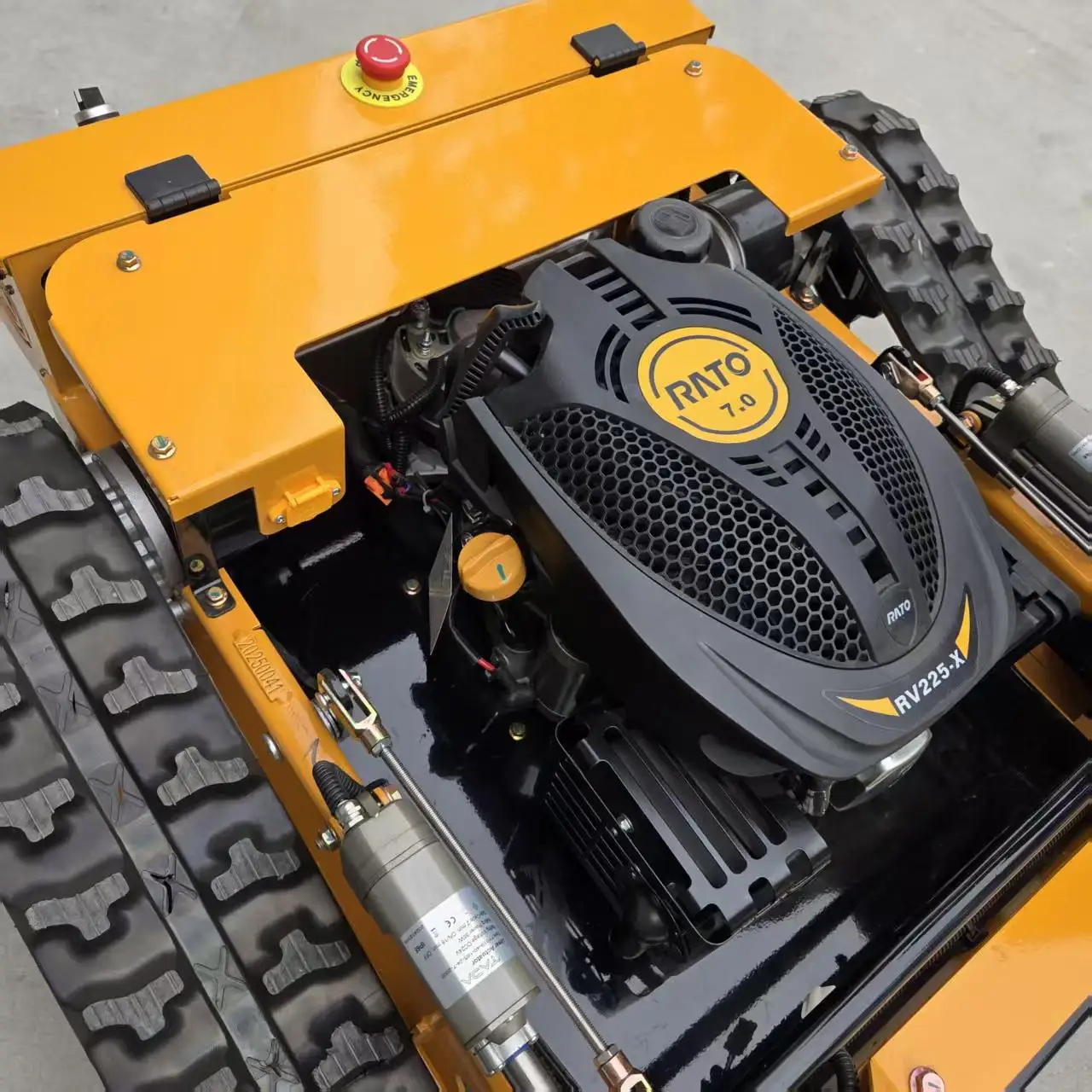 트랙 예초기 원격 제어 농업용 가솔린/디젤 로봇 정원 500mm 유연 무선 무료 배송 맞춤 제작