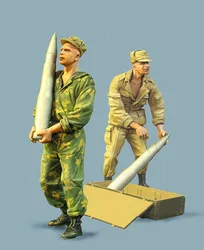 1:35 Scale Die Cast Resin Figure Model Assembly Kit Soviet Tank Crew Unpainted Free Shipping (2 People)