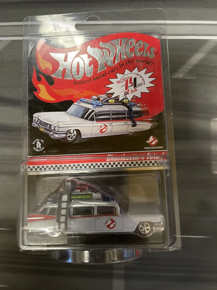 Hot Wheels 1:64 ghostbusters ecto-1 Collection of die cast alloy