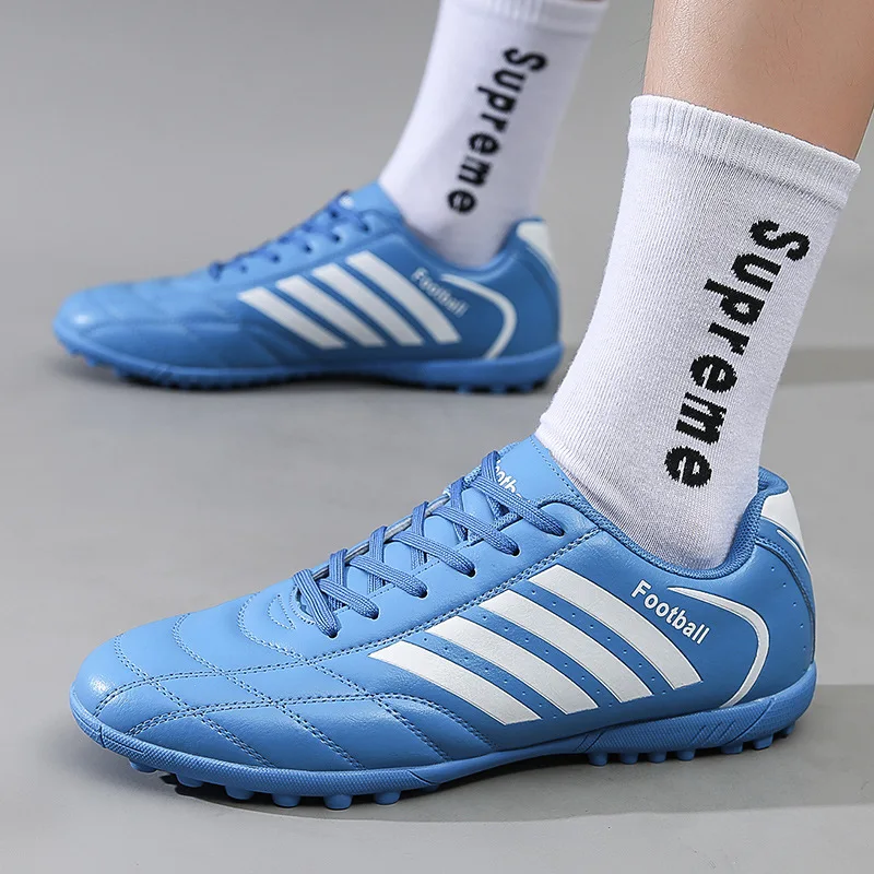 2024 New Children\'s Small Size 32 33 Soccer Shoes Breathable Outdoor Sneakers TF/FG Anti-Slip High Quality Football Boots