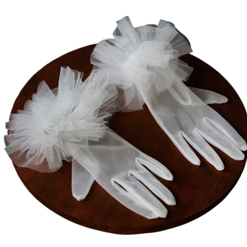 guanti-da-sposa-guanti-da-cerimonia-nuziale-corti-in-pizzo-plissettato-super-fata-in-tulle-bianco