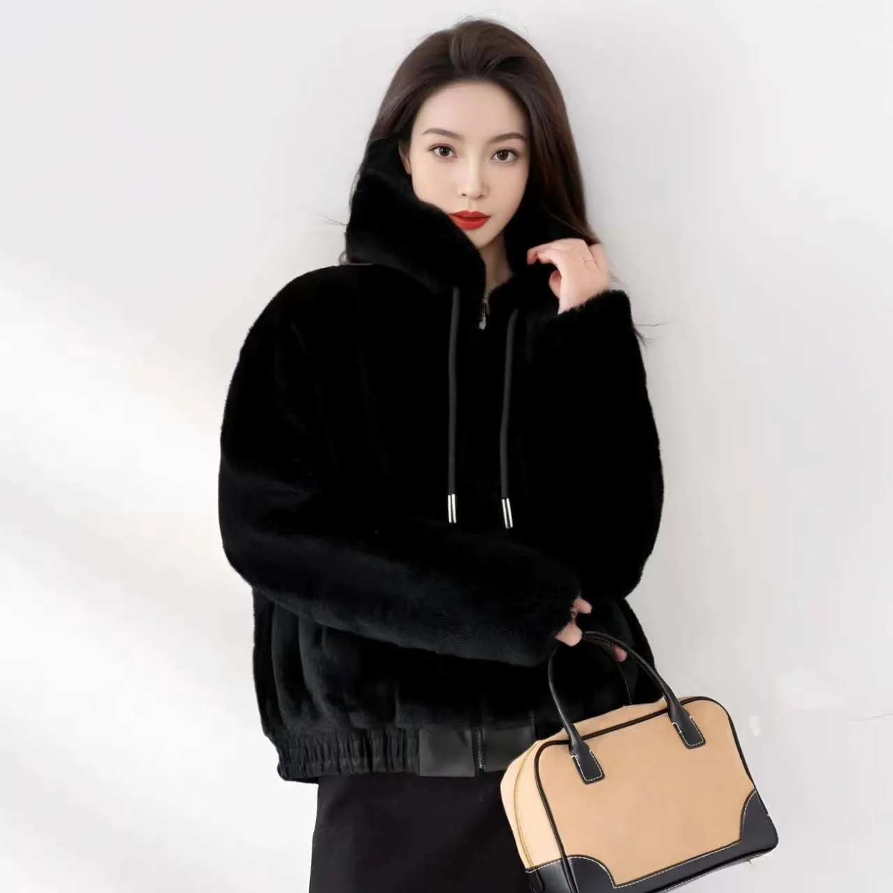 Imitação de vison casaco feminino nova temporada com capuz jaqueta de pele outono inverno 2025 coelho outwear solto temperamento senhoras overwear topo