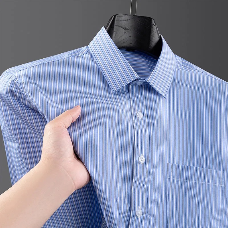 Men's Casual Long Sleeved Business Solid Striped Fashion Shirts Non Ironing Single Pocket Social Regular Slim Male Plaid Blouses