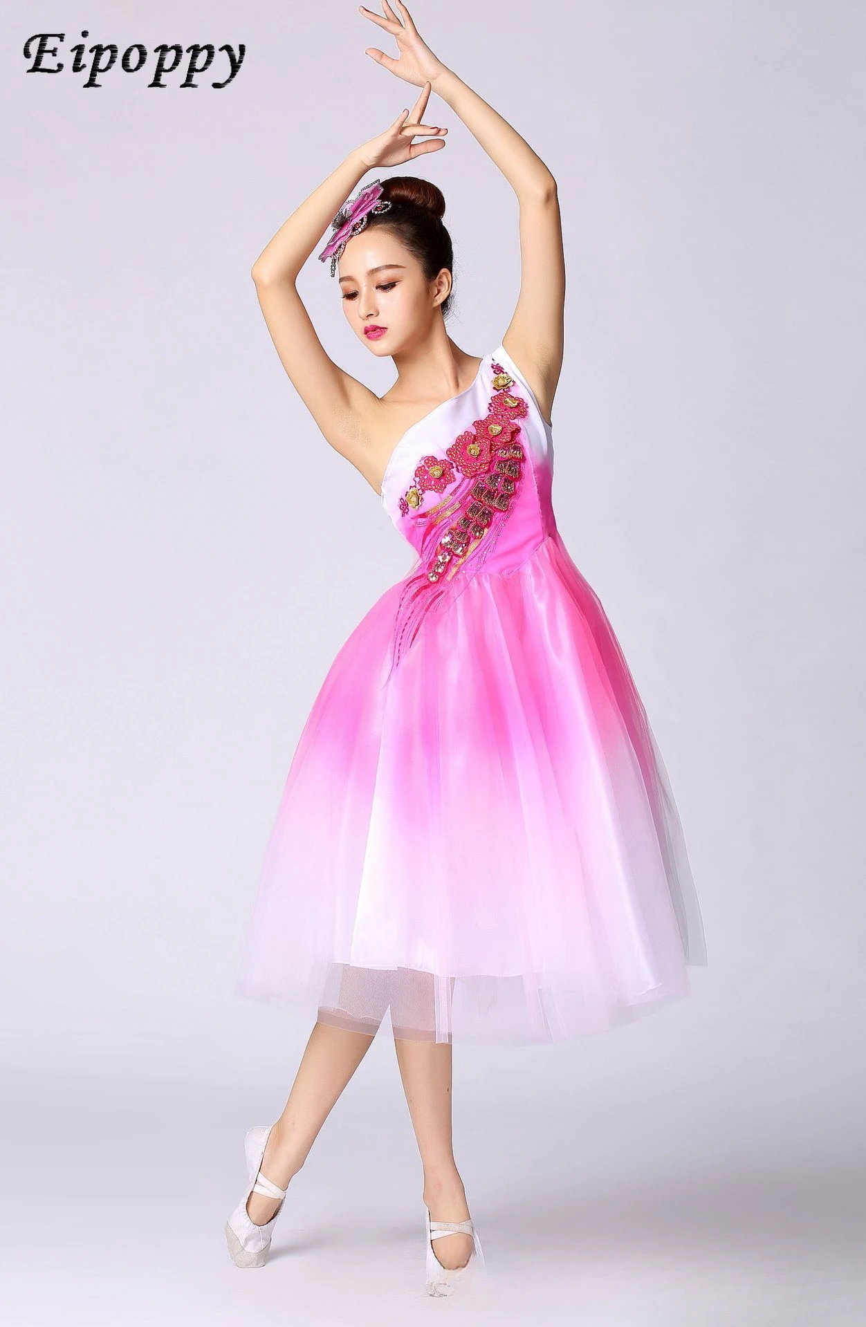 فستان متأرجح كبير متوسط الطول ، أزياء أداء أغنية حديثة ، رقص مفتوح