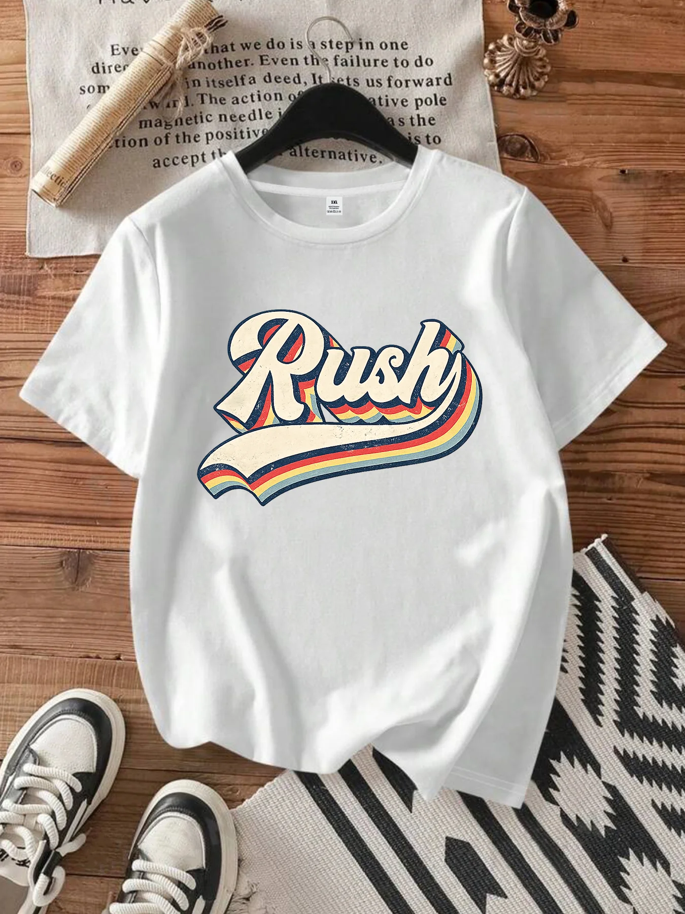 

【WDS00116】Plus size women's round neck short sleeve T-shirt with elastic half sleeves and trendy prints