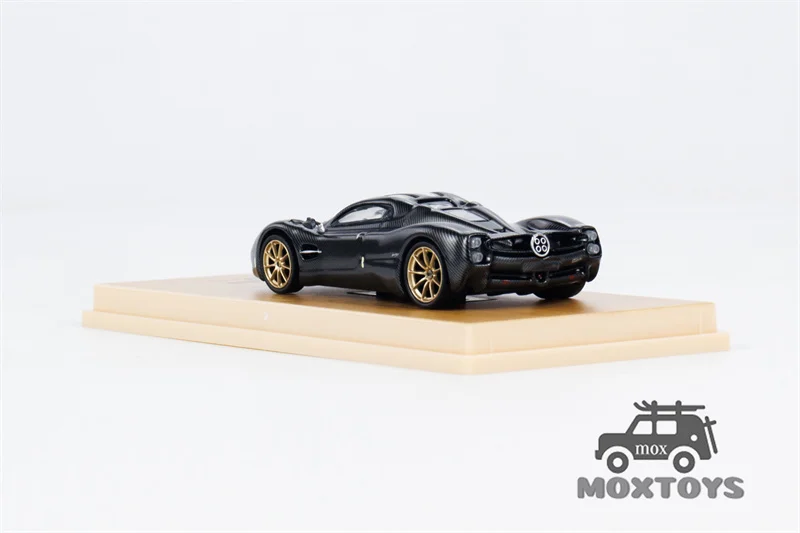 Tarmac Works 1:64 Pagani Utopia CARBON FIBER EDITION Black Diecast Model Car