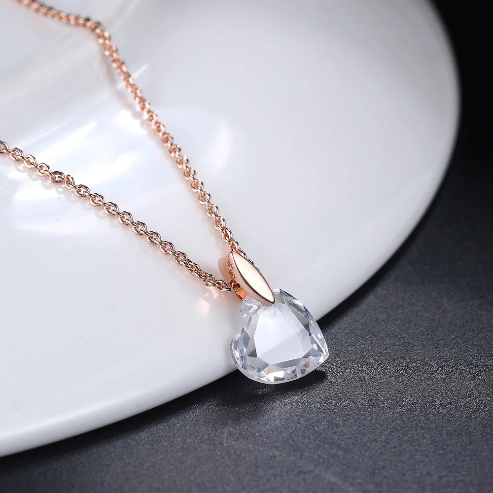 Fashion Tiny Choker Necklace For Women Rose Gold Color Chain Crystal Small Love Heart Pendant on Neck Bohemia Jewelry DWN126