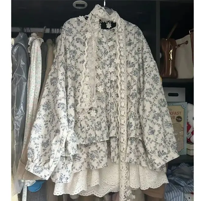 

Autumn Winter Floral Shirt Women French Retro Long-Sleeved Lace Ballet Core Shirt 2000s Aesthetic Design Chic And Versatile