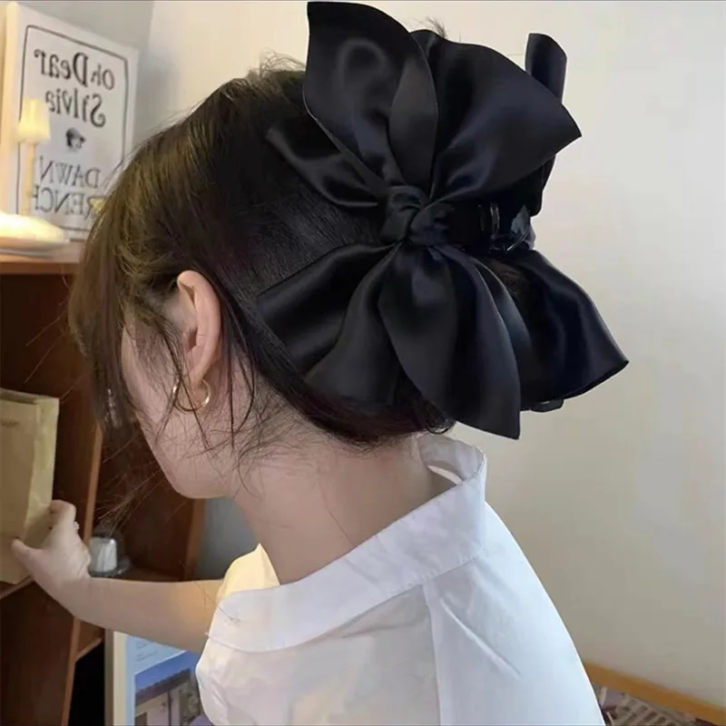 Große schwarze Schleife aus Satin, Haarklammer, elegant, rutschfest, starker Halt, Haarklammer für dickes Haar, Zubehör – Detail 1