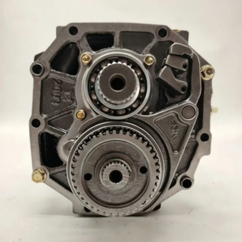 for High-quality Manual Transmission 33030-6A414 33030-6A412/6A413/6A411 for Toyota Land Cruiser