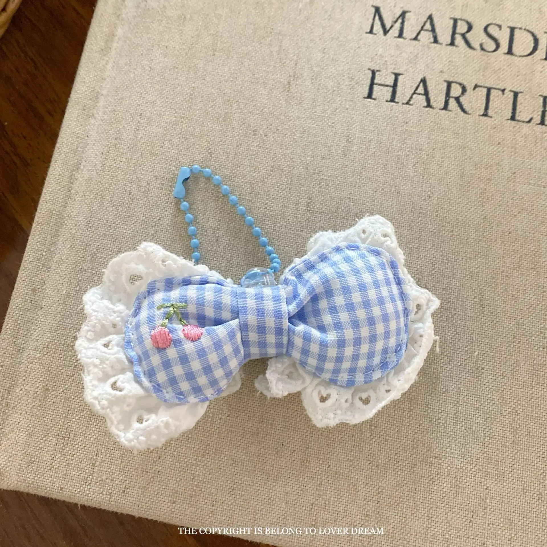 Cute Teddy Bear Keyring Blue Tartan Bow Heart Beaded Chain Bag Charm Versatile Lobster Claw Pendant for Women Gift