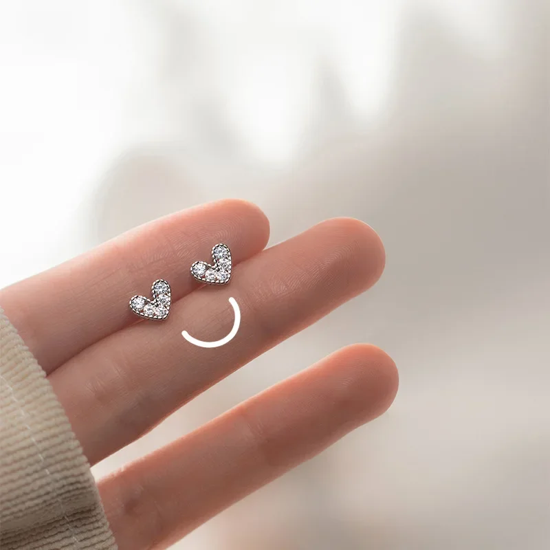 Mini Full Crystal Heart Rhinestone Stud Earring for Women Temperament Korean Design Cute Wedding  Jewelry Girl Gift