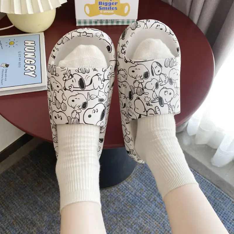 Snoopy Thick Platform Home Slippers Women Fashion Soft Sole EVA Indoor Slides Cartoon Woman Sandals Summer Non-slip Flip Flops