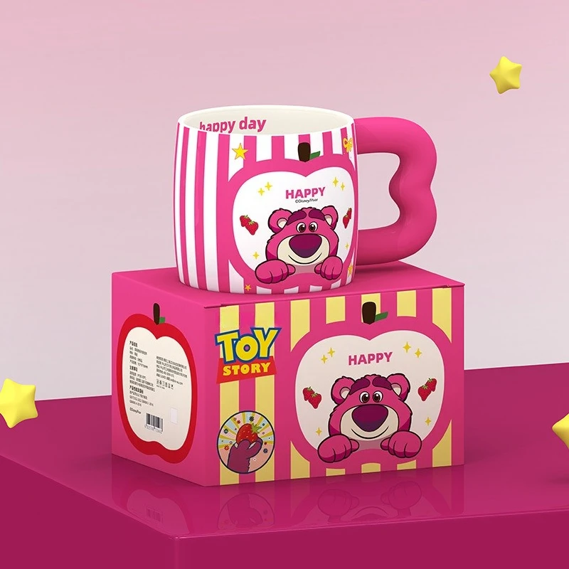Mug keramik Anime Stitch Lotso. Cangkir kopi susu berkapasitas besar. Peralatan makan anak-anak anime yang lucu, personal, dan kreatif.