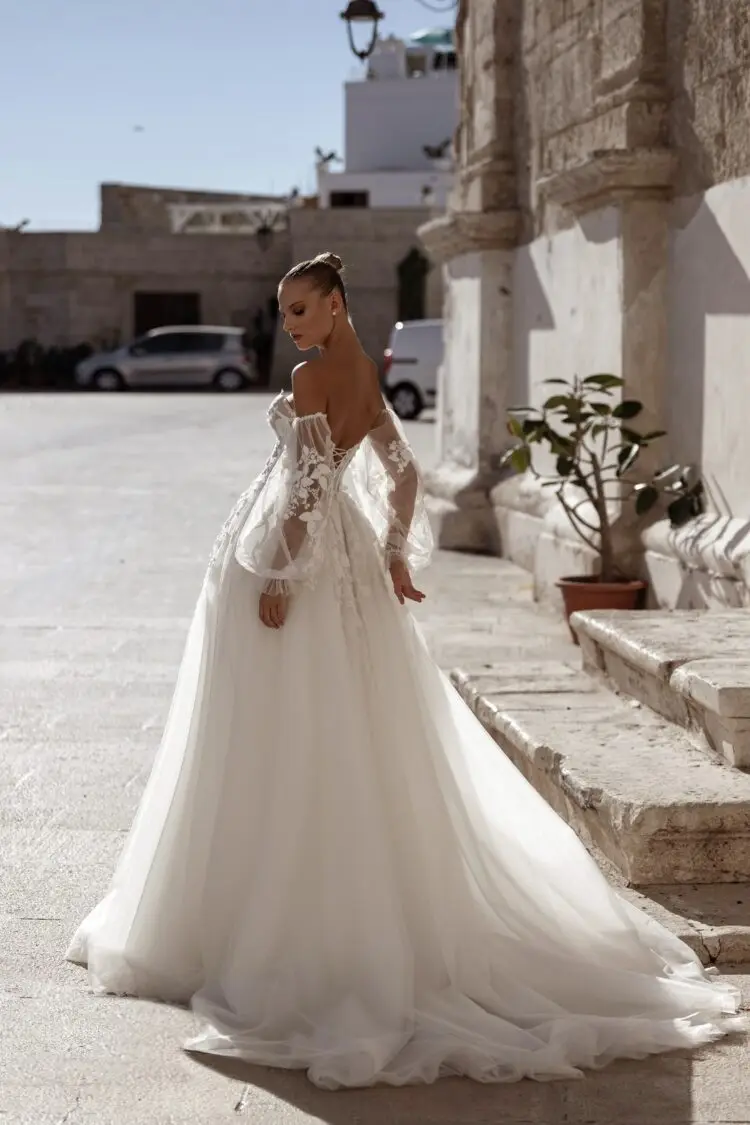 Elegant Wedding Dress Strapless Backless Long Train White Floral Lace Sleeves Evening Party Bridal Gown Customizable